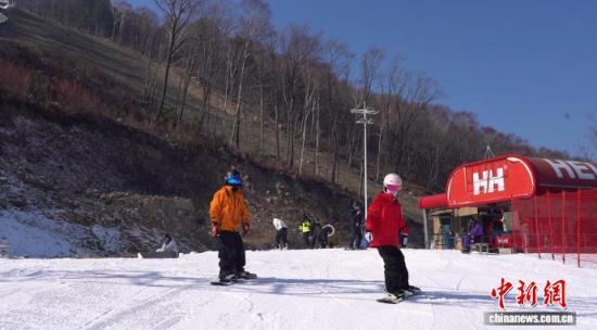 ��ѩ�ۺ����w򞡰�׻�������ʯ���� �z