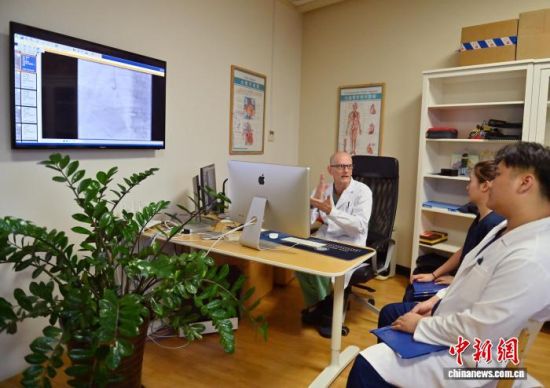 10��17�գ������L����������(��һ)�������t(y��)���������g��������� �z