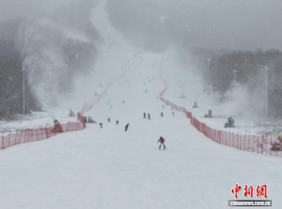 ��ѩ�ۺ�����ѩ�����Y�G���������б�ѩԇ�^(q��)�����ѩ�����D